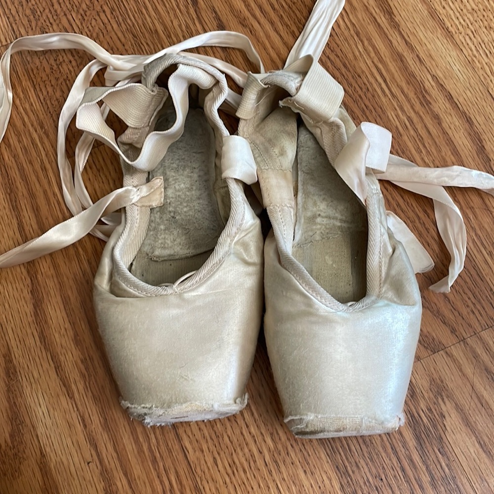 Pointe shoes